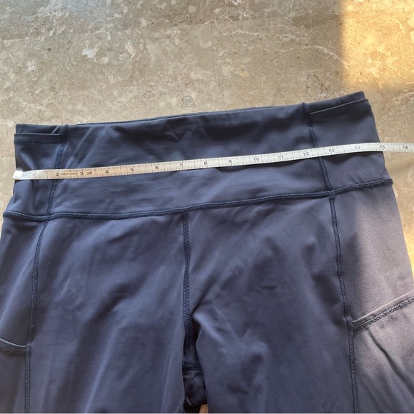 Lululemon blue leggings with side pockets,reflective dots on legs size 10 - Picture 9 of 10